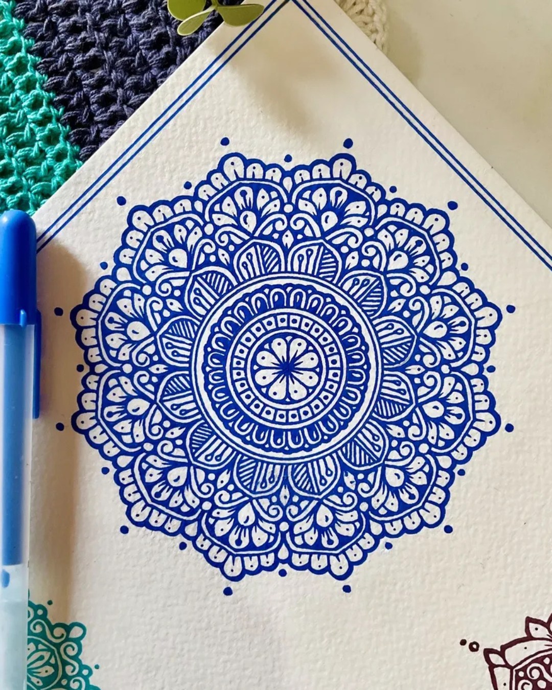 💫🖊️ Gentle symmetry, endless detail 🖊️💫
This beautiful mandala collection by @art_is_therapy01 showcases the calming power of repetition and precision. Each circular design unfolds with delicate lines, petals, dots, and layered motifs, creating a meditative rhythm that invites slow observation. The varied ink tones — from deep blue to warm gold — give every mandala its own personality while preserving a harmonious visual balance across the page. 🌿✨
Why this artwork stands out:
1️⃣ Intricate layered mandalas — rich in detail and texture
2️⃣ Soft color variety — cohesive yet individually expressive
3️⃣ Perfect radial symmetry — soothing and visually grounding
4️⃣ Fine line precision — elegant and mindful craftsmanship
5️⃣ Inspiring slow art practice — calming and deeply satisfying
Art by: @art_is_therapy01 🤍
#MandalaArt #InkDrawing #PatternArt #MindfulArt #DoodleInspiration #SymmetryArt #SketchbookArt #SlowArt